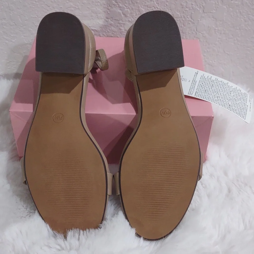 Amazon Essentials Sandals. - Picture 9 of 12